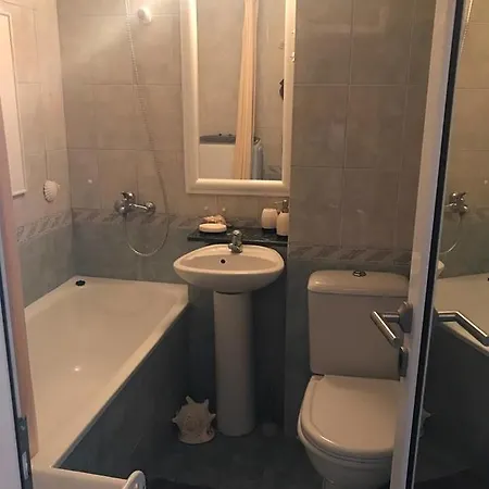 Studio 210 In Apart Central * סאני ביץ'