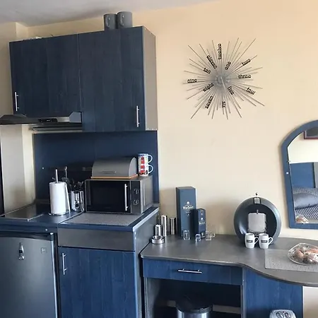 Studio 210 In Apart Central Apartment Slantschew brjag